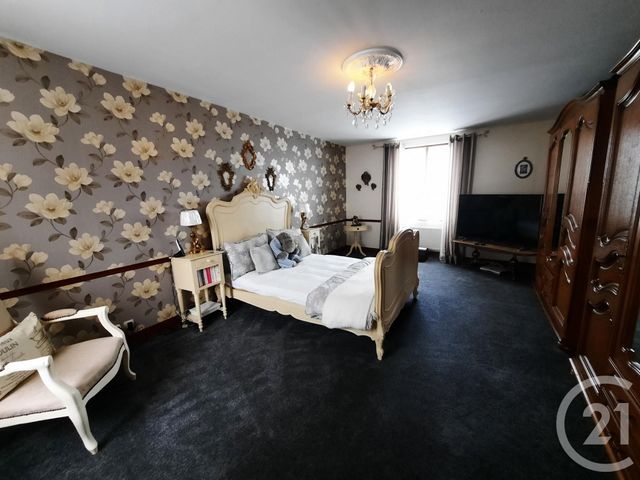 maison à vendre - 7 pièces - 178.0 m2 - LASSAY LES CHATEAUX - 53 - PAYS-DE-LOIRE - Century 21 Agence Pays D'Andaines