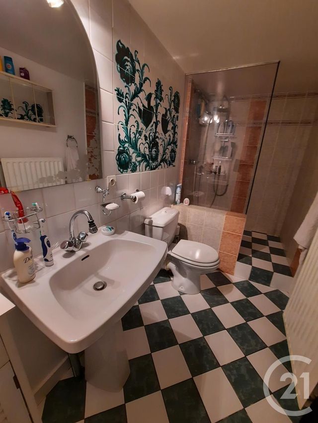 maison à vendre - 7 pièces - 178.0 m2 - LASSAY LES CHATEAUX - 53 - PAYS-DE-LOIRE - Century 21 Agence Pays D'Andaines