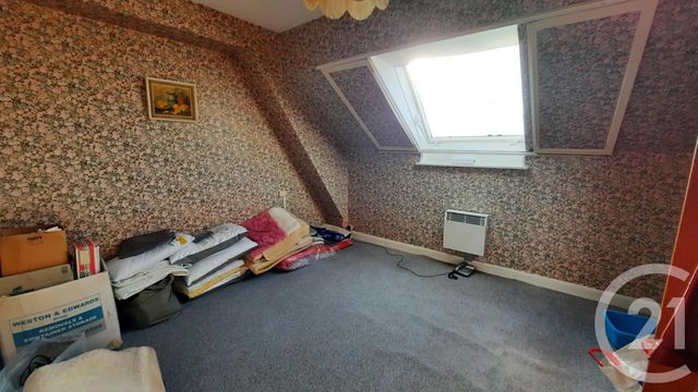 maison à vendre - 5 pièces - 141.26 m2 - MONTREUIL POULAY - 53 - PAYS-DE-LOIRE - Century 21 Agence Pays D'Andaines