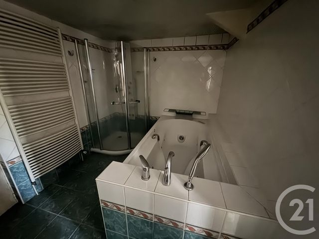 maison à vendre - 11 pièces - 274.0 m2 - LASSAY LES CHATEAUX - 53 - PAYS-DE-LOIRE - Century 21 Agence Pays D'Andaines