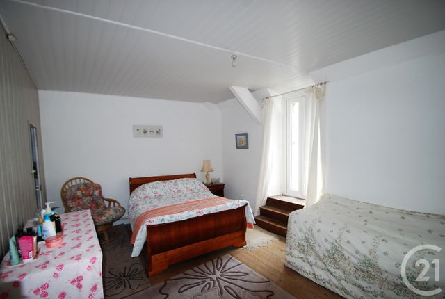 maison à vendre - 9 pièces - 237.5 m2 - LASSAY LES CHATEAUX - 53 - PAYS-DE-LOIRE - Century 21 Agence Pays D'Andaines