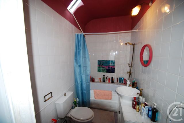 maison à vendre - 9 pièces - 237.5 m2 - LASSAY LES CHATEAUX - 53 - PAYS-DE-LOIRE - Century 21 Agence Pays D'Andaines