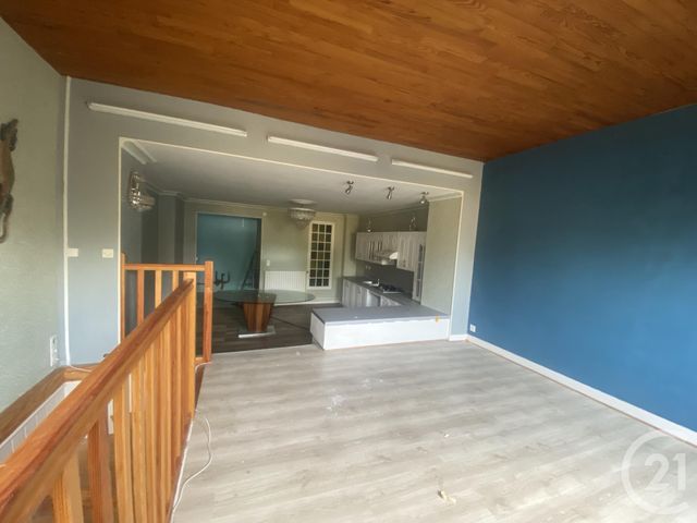 Appartement à louer - 5 pièces - 122.0 m2 - LASSAY LES CHATEAUX - 53 - PAYS-DE-LOIRE - Century 21 Agence Pays D'Andaines