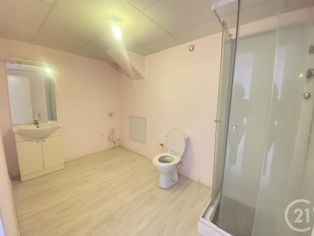 Appartement à louer - 5 pièces - 122.0 m2 - LASSAY LES CHATEAUX - 53 - PAYS-DE-LOIRE - Century 21 Agence Pays D'Andaines