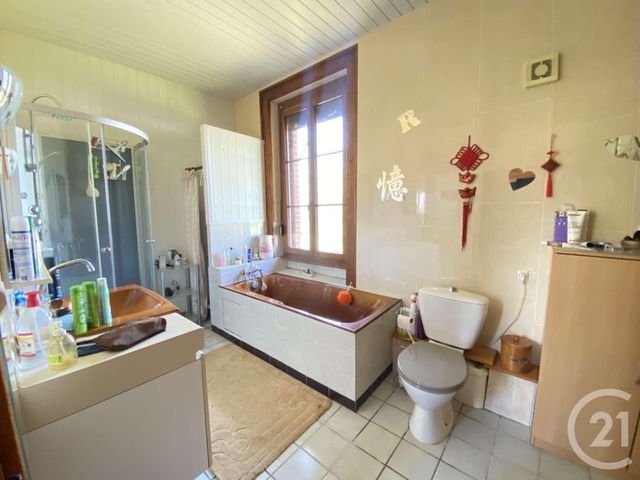 Afficher la photo en grand maison à vendre - 6 pièces - 165.9 m2 - CHEVAIGNE DU MAINE - 53 - PAYS-DE-LOIRE - Century 21 Agence Pays D'Andaines