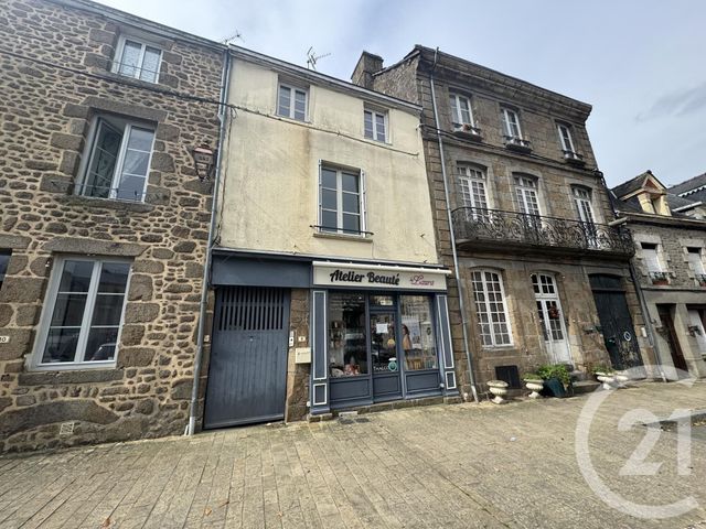 Immeuble à vendre LASSAY LES CHATEAUX