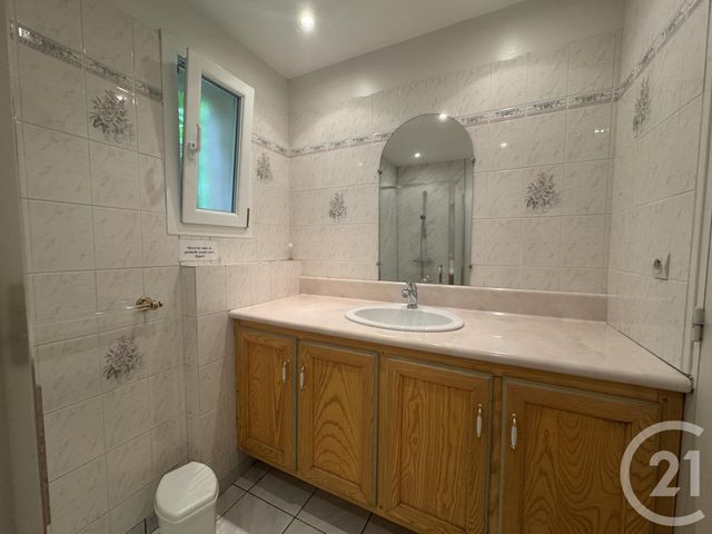 maison à vendre - 6 pièces - 127.0 m2 - LA CHAPELLE AU RIBOUL - 53 - PAYS-DE-LOIRE - Century 21 Agence Pays D'Andaines