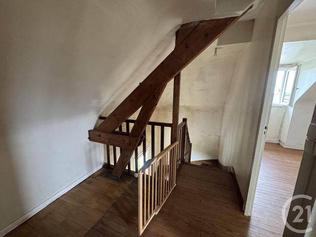 maison à vendre - 4 pièces - 88.5 m2 - AMBRIERES LES VALLEES - 53 - PAYS-DE-LOIRE - Century 21 Agence Pays D'Andaines