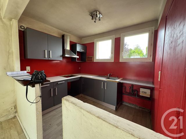 maison à vendre - 4 pièces - 88.5 m2 - AMBRIERES LES VALLEES - 53 - PAYS-DE-LOIRE - Century 21 Agence Pays D'Andaines