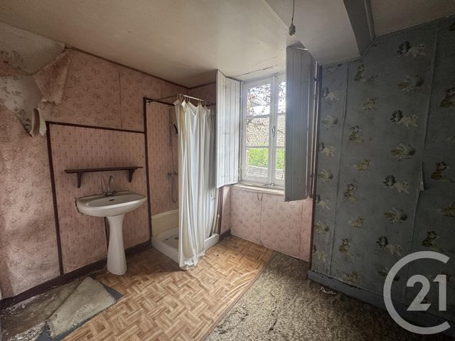 maison à vendre - 5 pièces - 93.0 m2 - LASSAY LES CHATEAUX - 53 - PAYS-DE-LOIRE - Century 21 Agence Pays D'Andaines