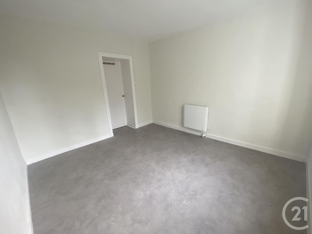 maison à louer - 4 pièces - 60.0 m2 - LASSAY LES CHATEAUX - 53 - PAYS-DE-LOIRE - Century 21 Agence Pays D'Andaines